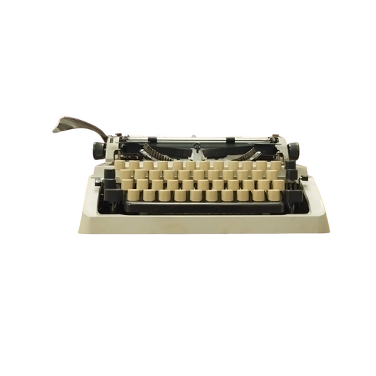 Image of Gabriel Typewriter from universaltypewritercompany.in
