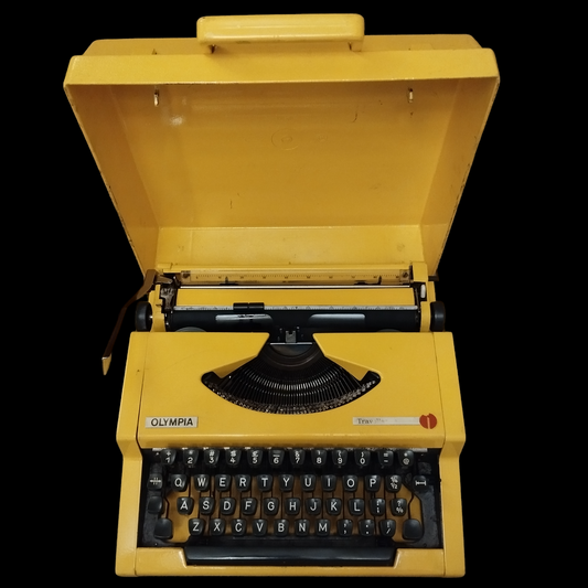 Image of Olympia Traveller de Luxe Typewriter. Available from universaltypewritercompany.in