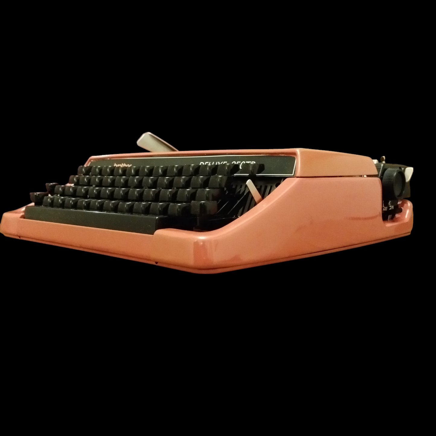 Image of Brother Deluxe 250TR Typewriter. Available from universaltypewritercompany.in