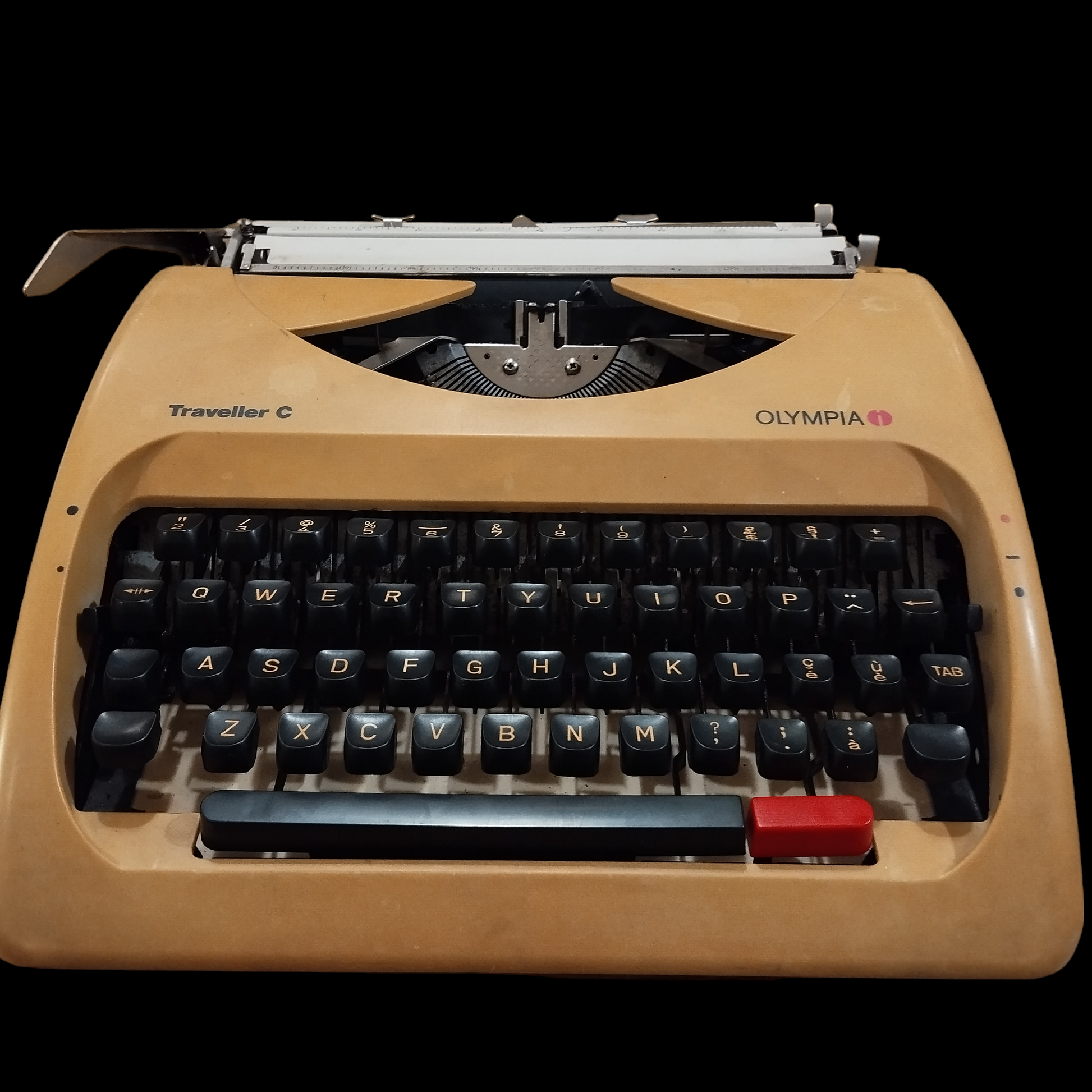 Image of Olympia Traveller C Typewriter. Available from universaltypewritercompany.in
