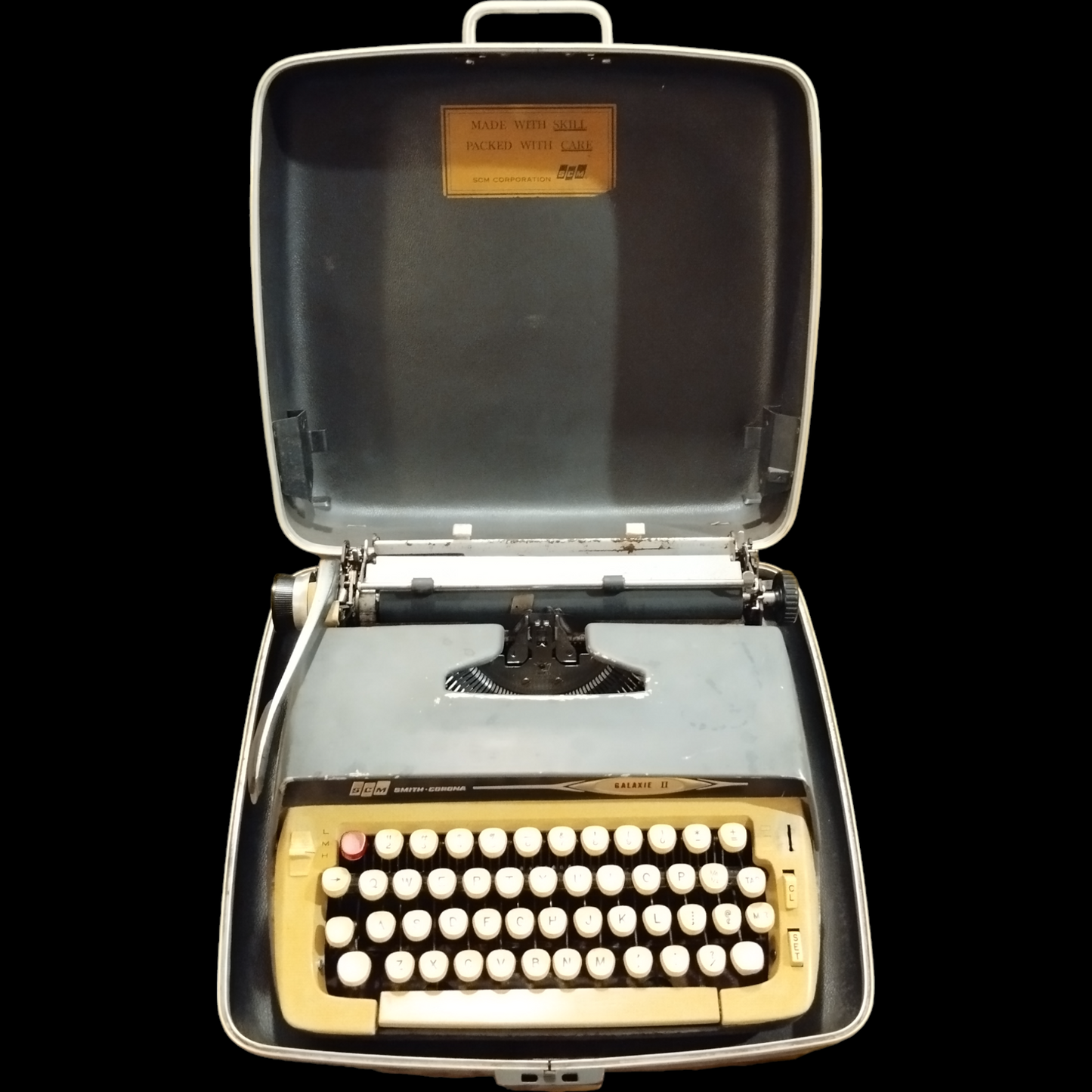 Image of SCM Smith Corona Galaxie II Typewriter. Available from universaltypewritercompany.in