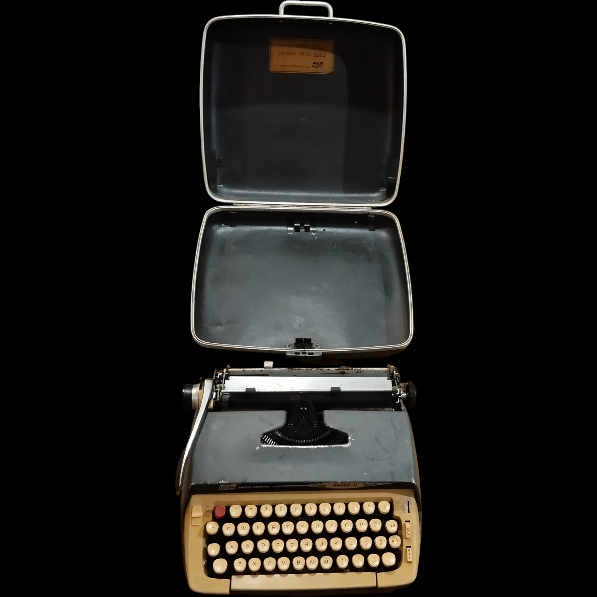 Image of SCM Smith Corona Galaxie II Typewriter. Available from universaltypewritercompany.in