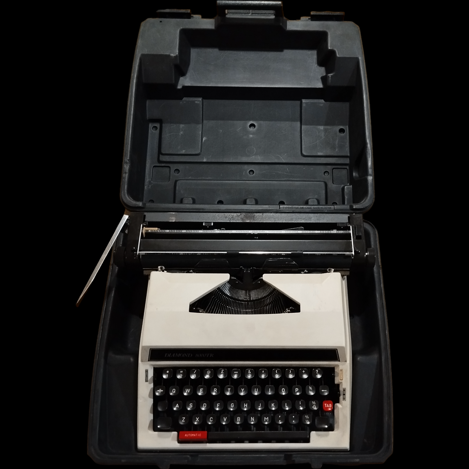 Image of Diamond 800TR Typewriter from universaltypewritercompany.in