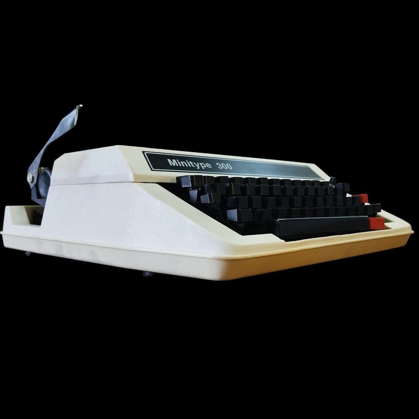 Image of Minitype 300 Typewriter. Available from universaltypewritercompany.in