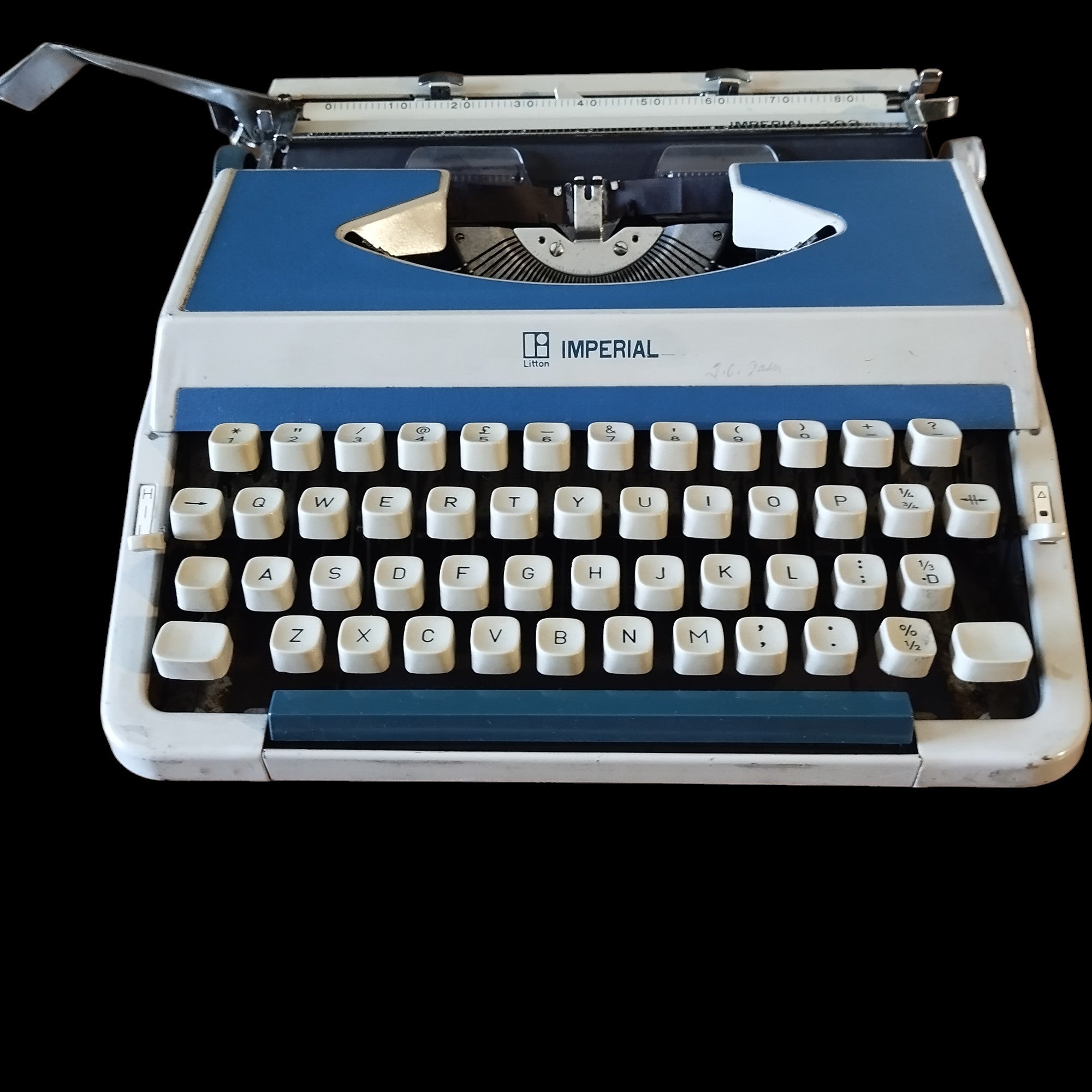 Imperial 202 Typewriter – Universal Typewriter Co
