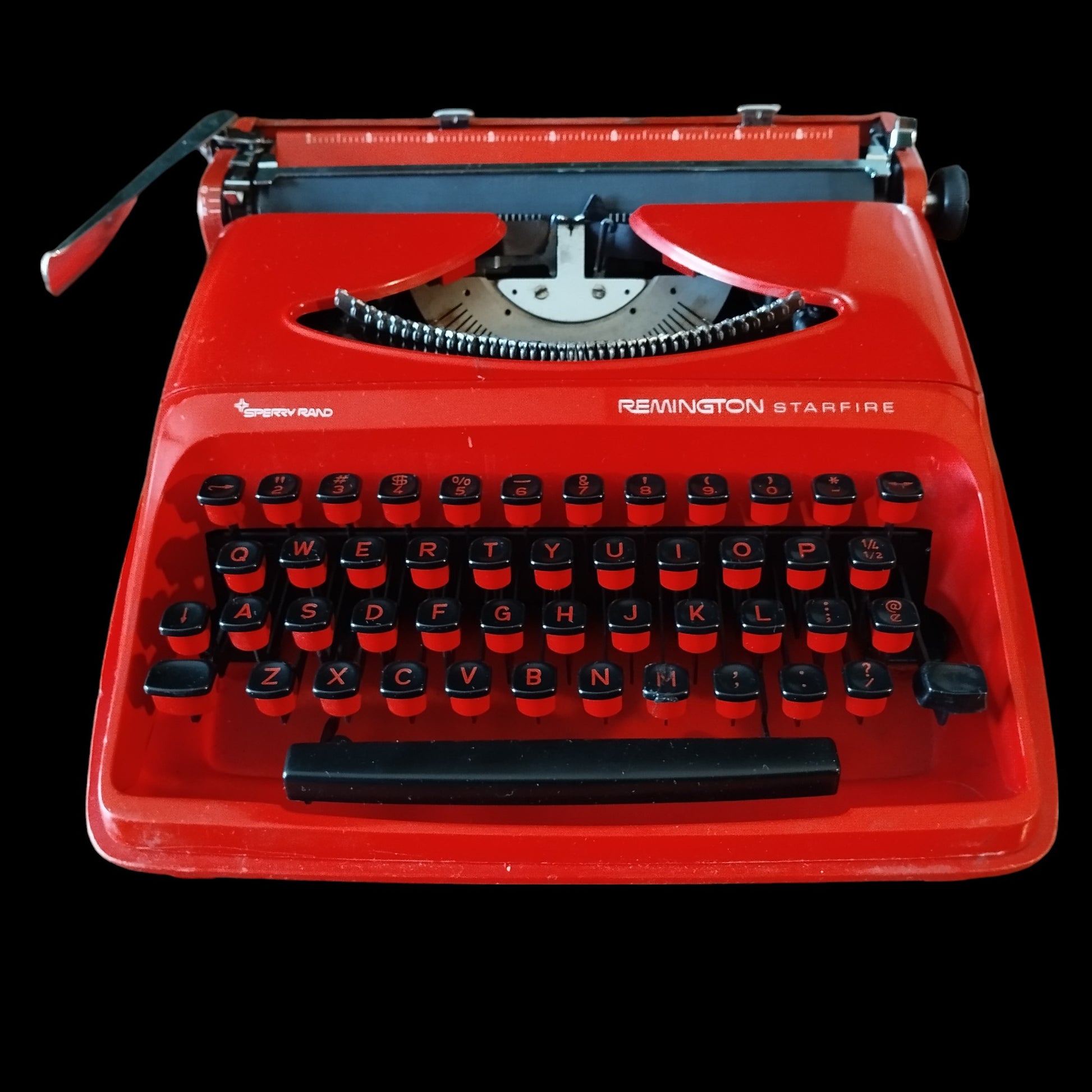 Image of Remington Starfire Sperry Rand Typewriter. Available at universaltypewritercompany.in