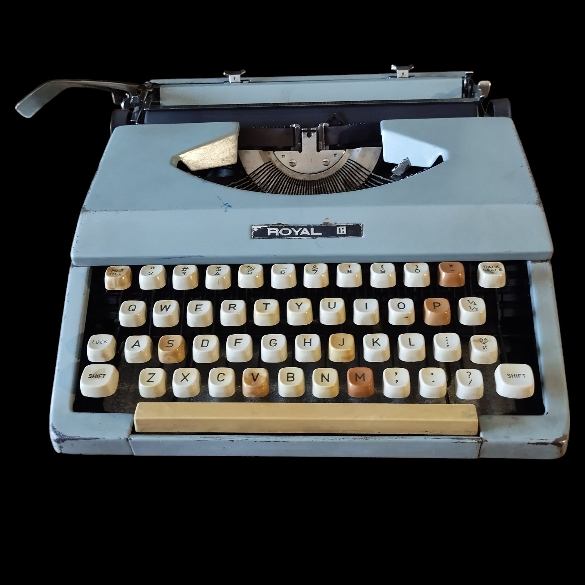 Image of Royal Typewriter from universaltypewritercompany.in