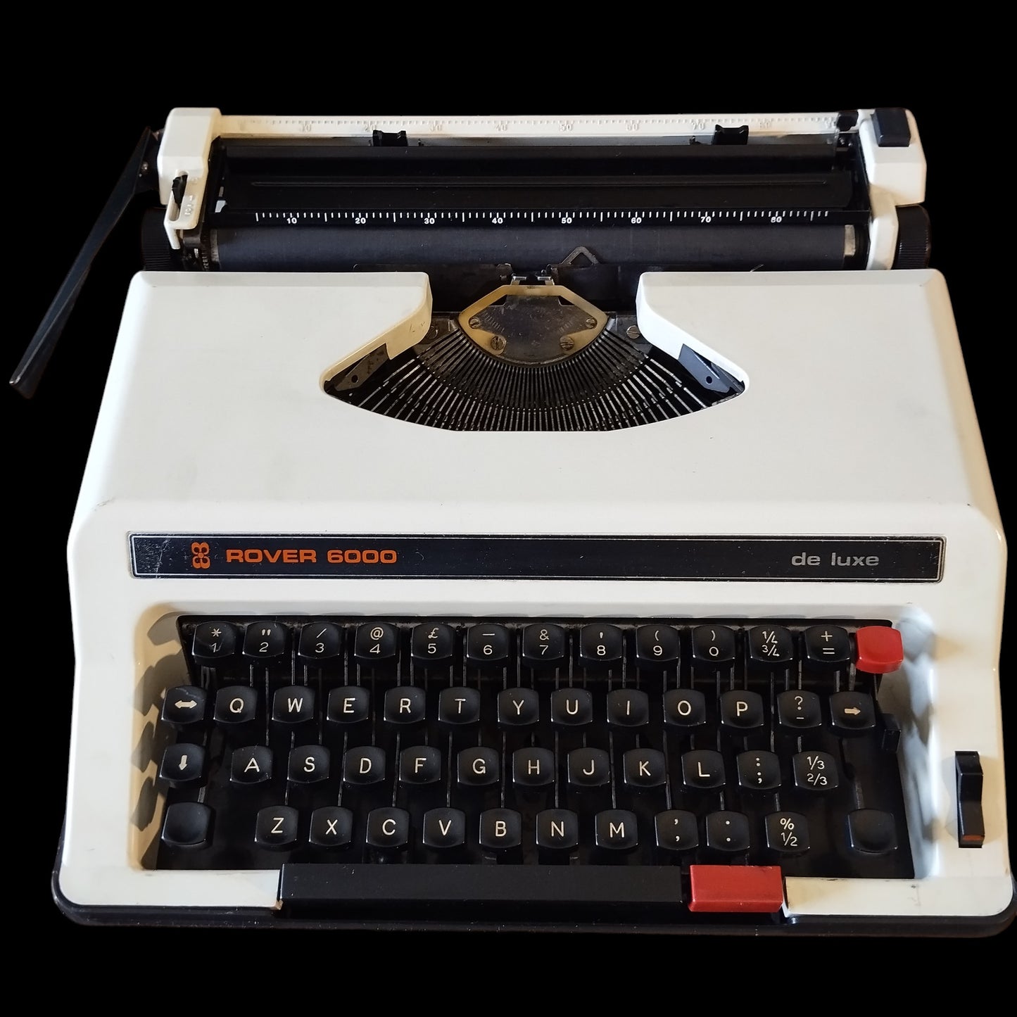 Image of Rover 6000 Typewriter. Available from Universal Typewriter Company.