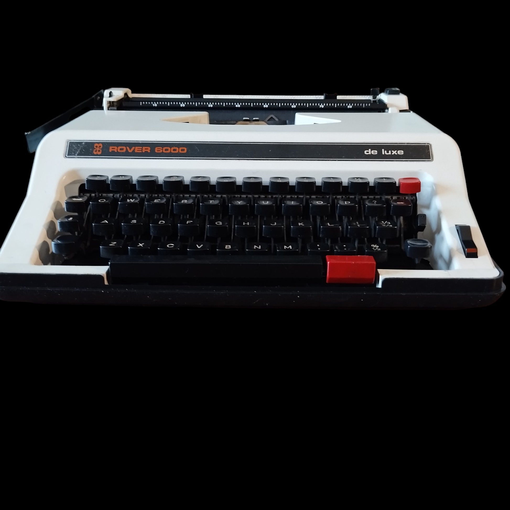Image of Rover 6000 Typewriter. Available from Universal Typewriter Company.