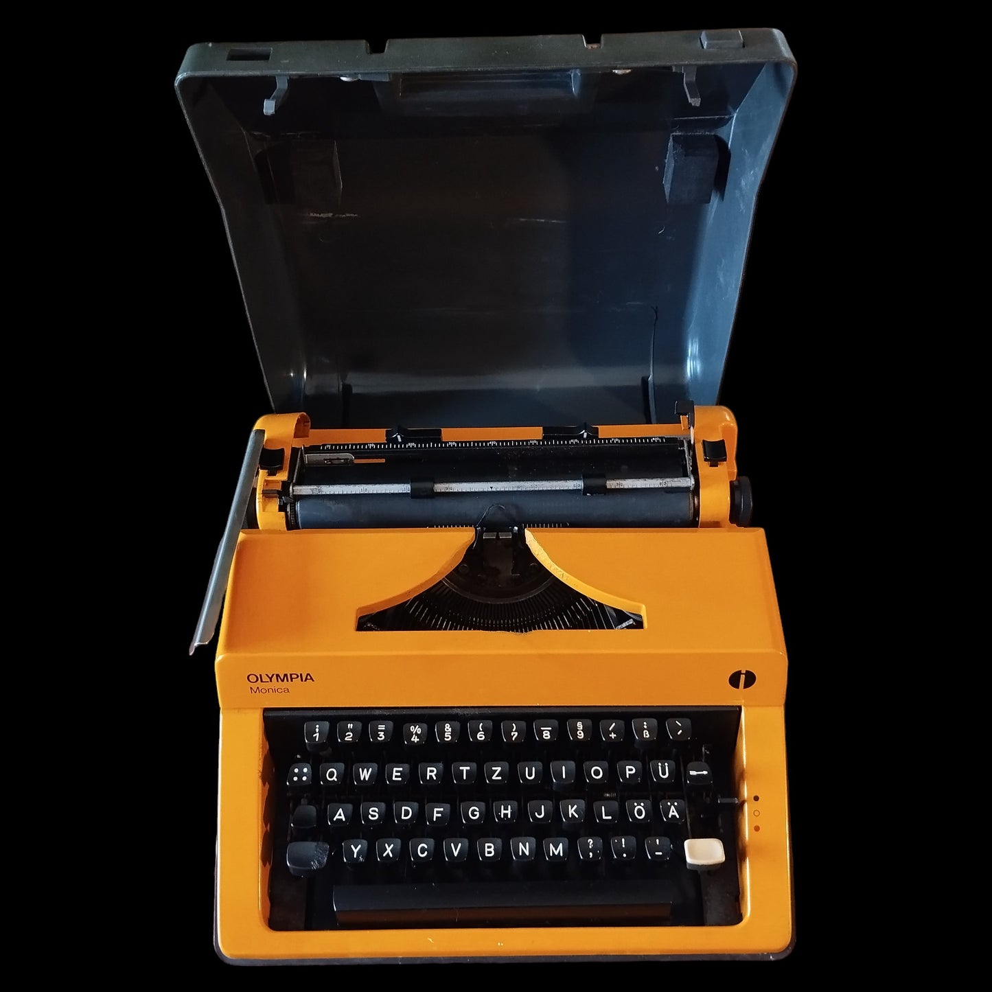 Image of Olympia Monica Typewriter. Available from Universal Typewriter Company.