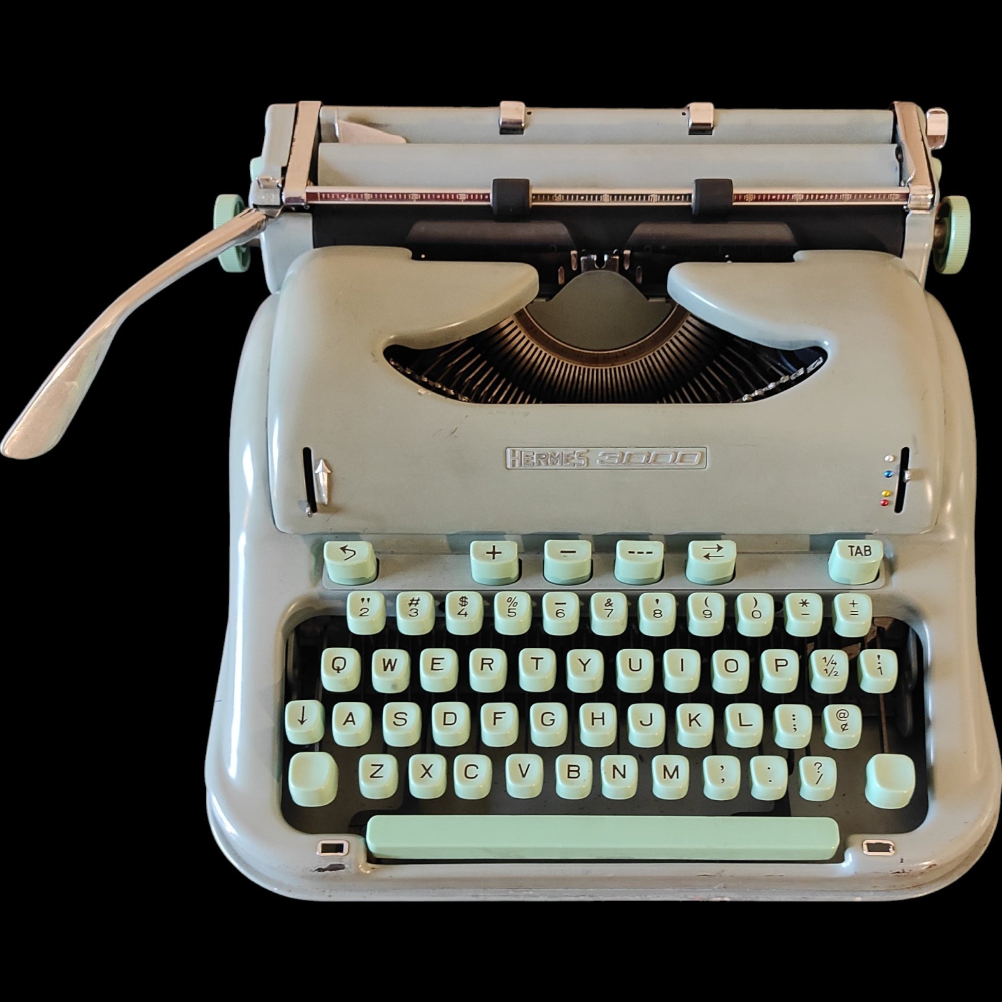 Image of Hermes 3000 Typewriter. Available from universaltypewritercompany.in