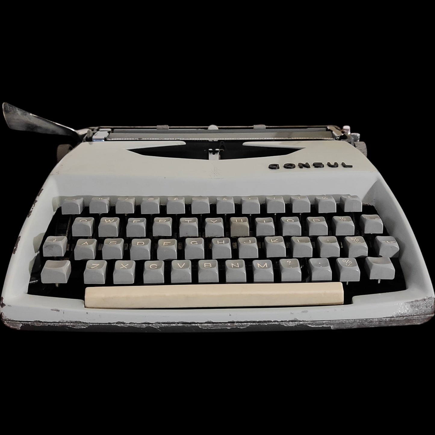 Image of Consul typewriter. Available from universaltypewritercompany.in