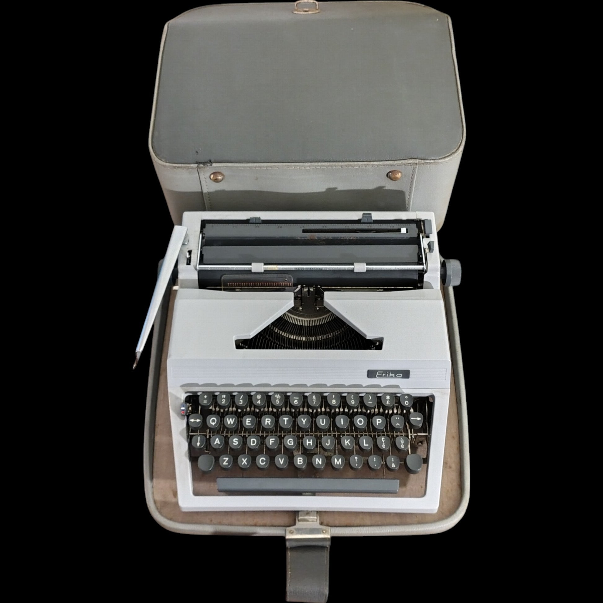 Image of Erika Typewriter. Available from universaltypewritercompany.in