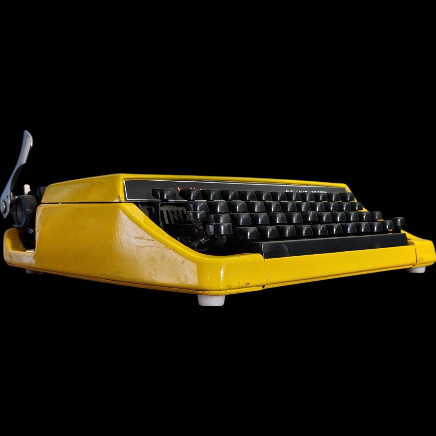 Image of Brother Deluxe 250TR Typewriter. Available from universaltypewritercompany.in