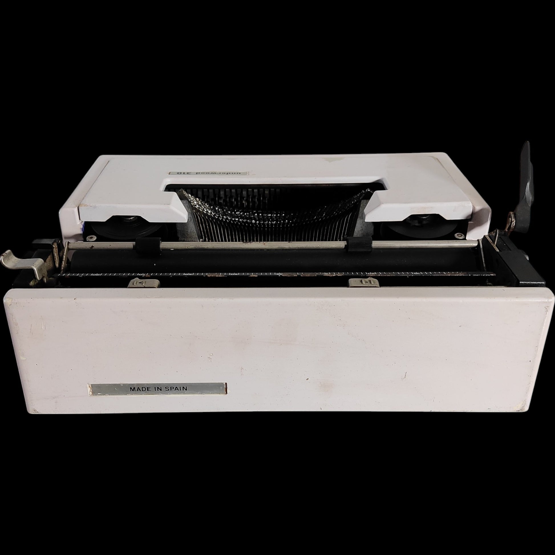 Image of Underwood 310 Typewriter. Available from universaltypewritercompany.in