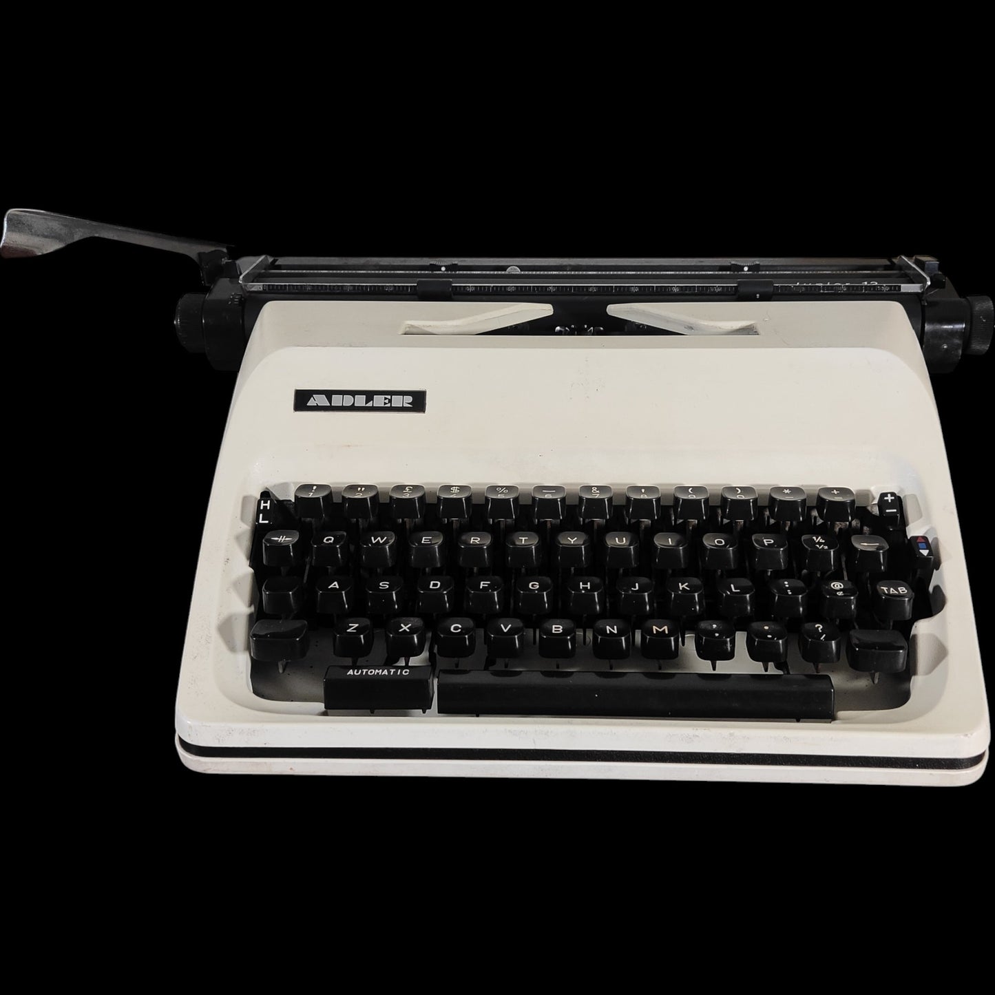 Image of Adler Junior 13 Typewriter. Available from universaltypewritercompany.in