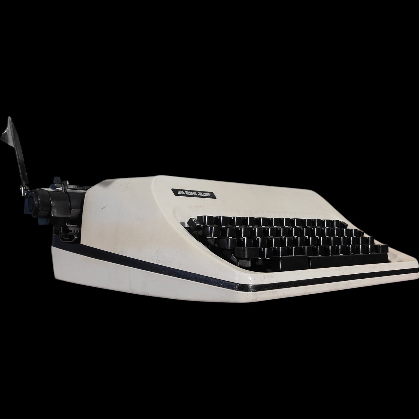 Image of Adler Junior 13 Typewriter. Available from universaltypewritercompany.in