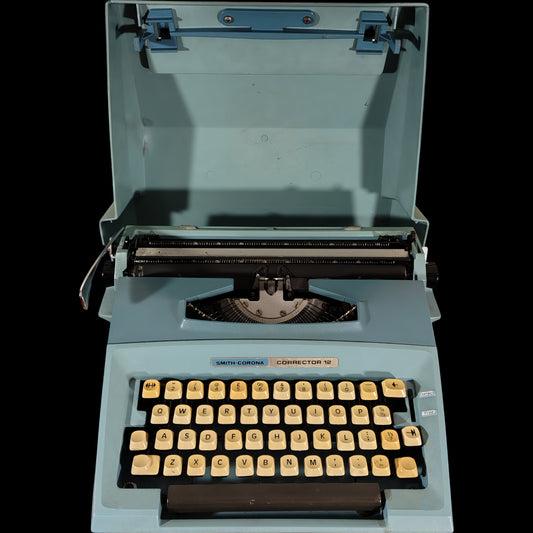 Image of Smith-Corona Corrector 12 Typewriter. Available from universaltypewritercompany.in