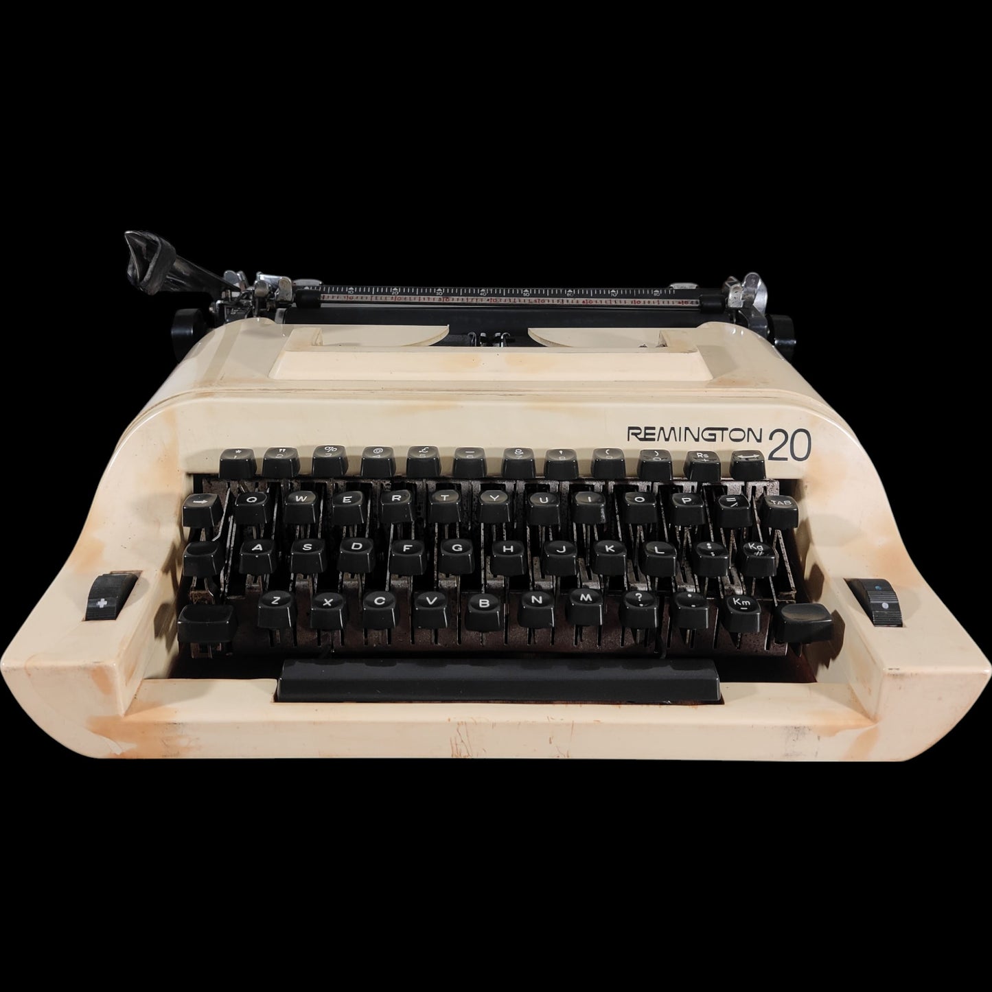 Image of Remington 20 Typewriter. Available from universaltypewritercompany.in