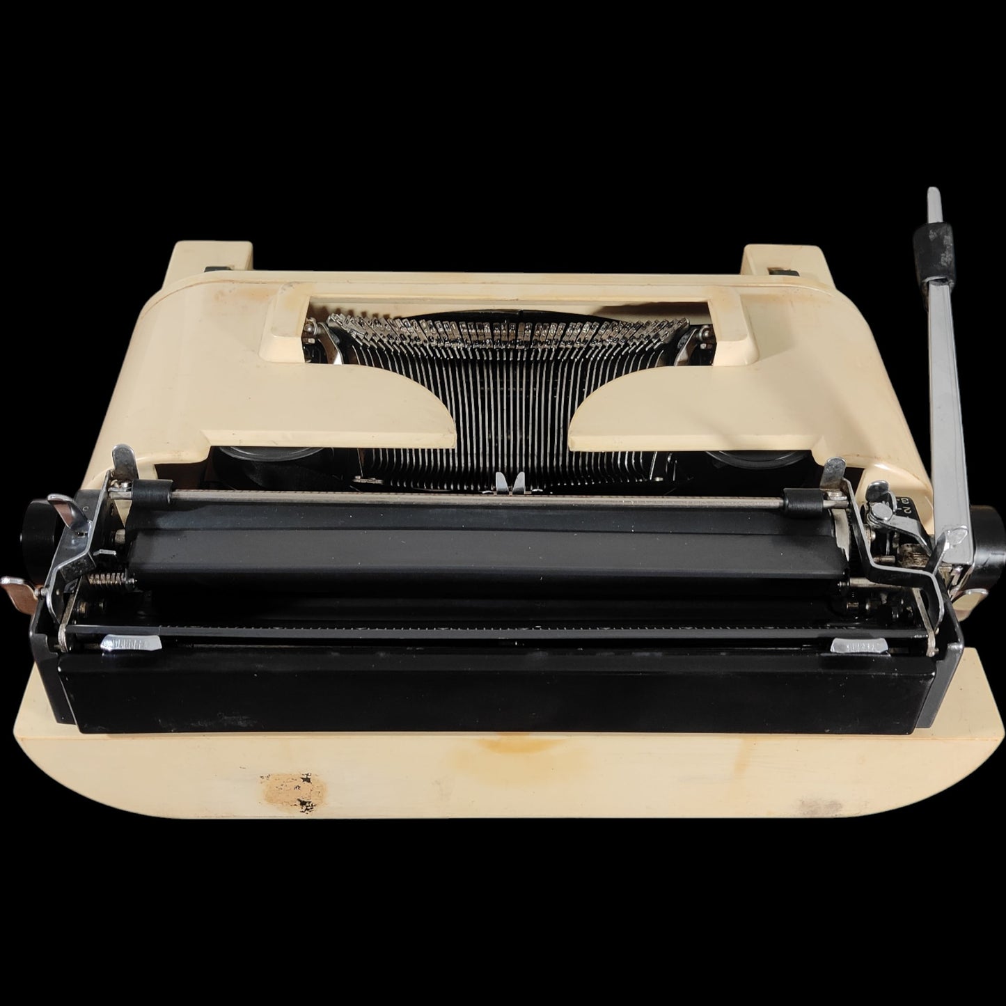 Image of Remington 20 Typewriter. Available from universaltypewritercompany.in