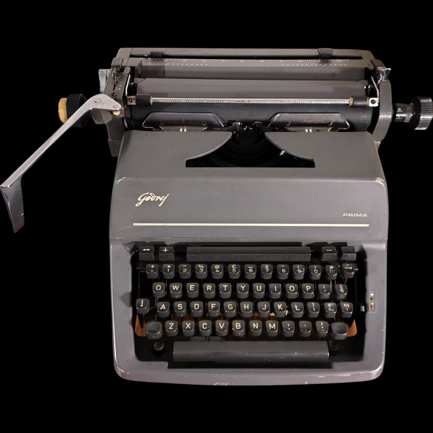 Godrej Prima Desktop Typewriter – Universal Typewriter Co