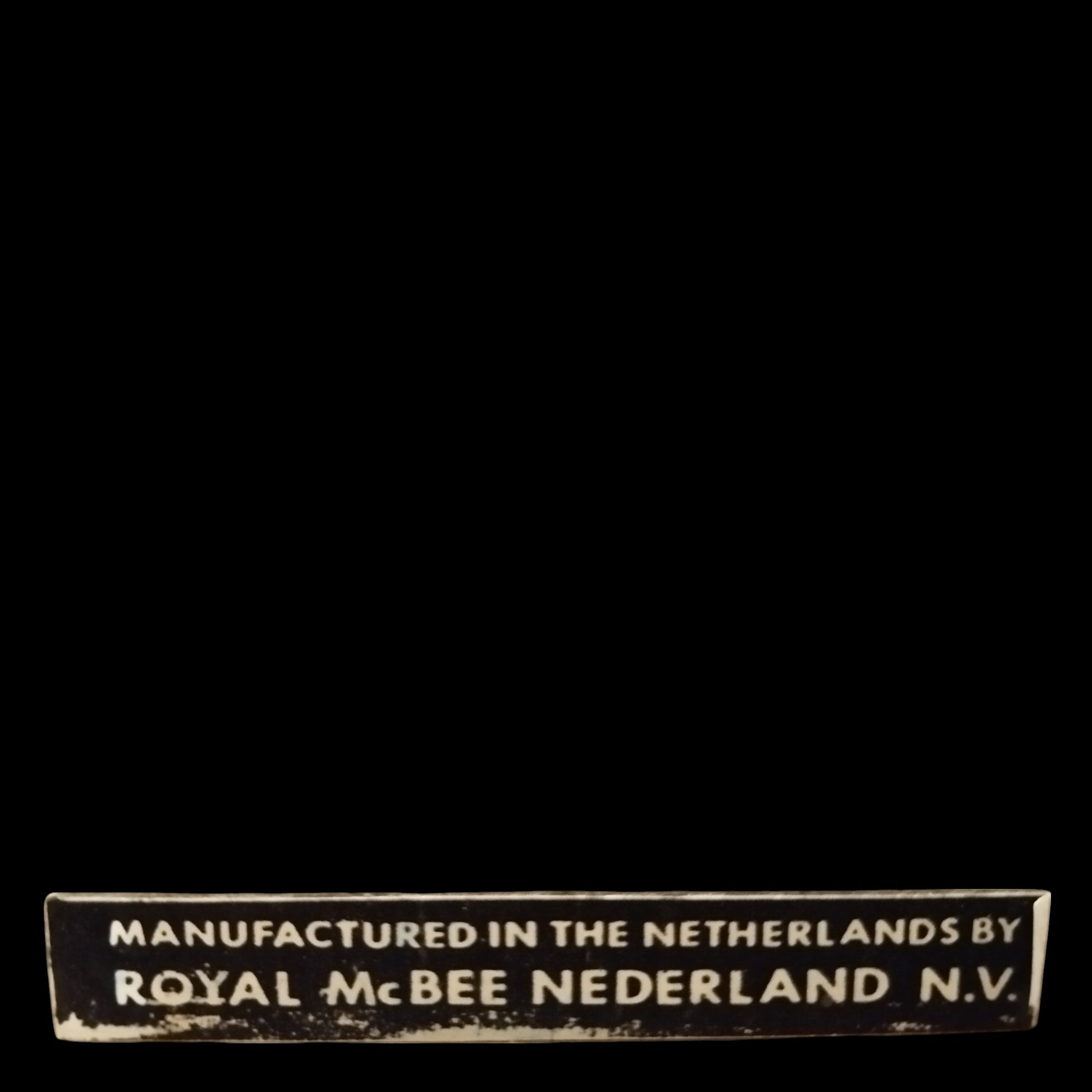 Image of Royal Royalite 120 Typewriter. Available from universaltypewritercompany.in