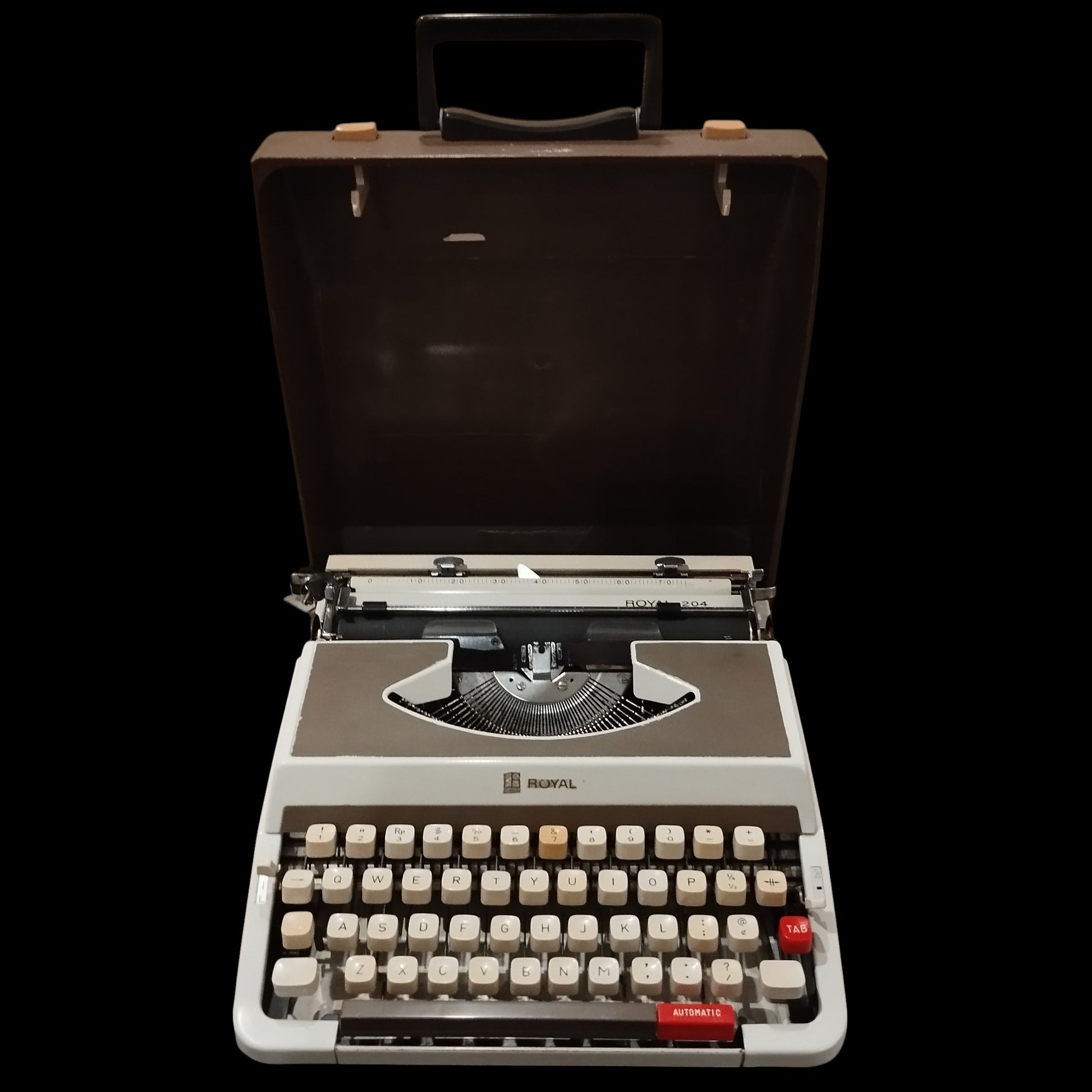 Image of Royal 204 Typewriter. Available from universaltypewritercompany.in