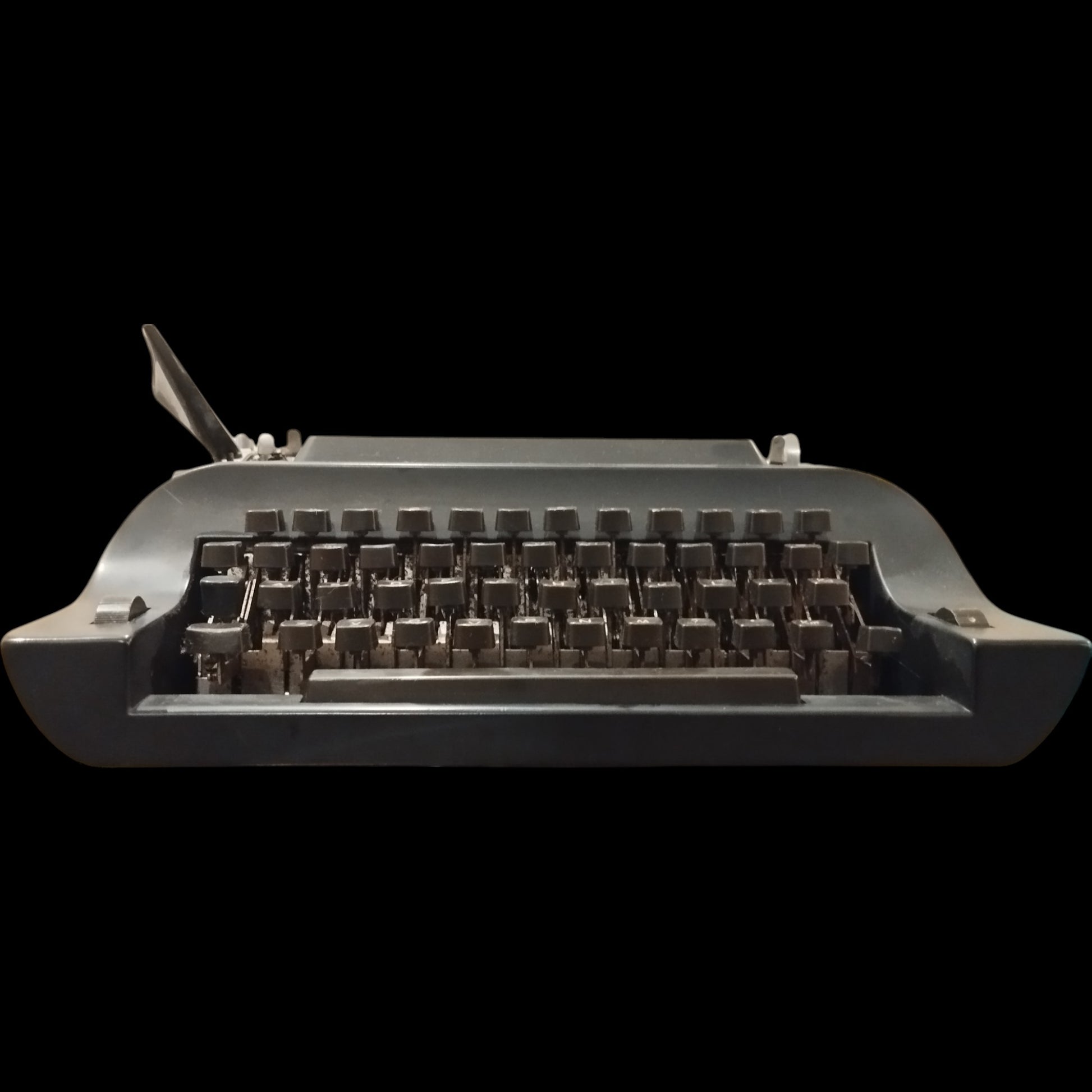 Image of Remington 20 Typewriter. Available from universaltypewritercompany.in