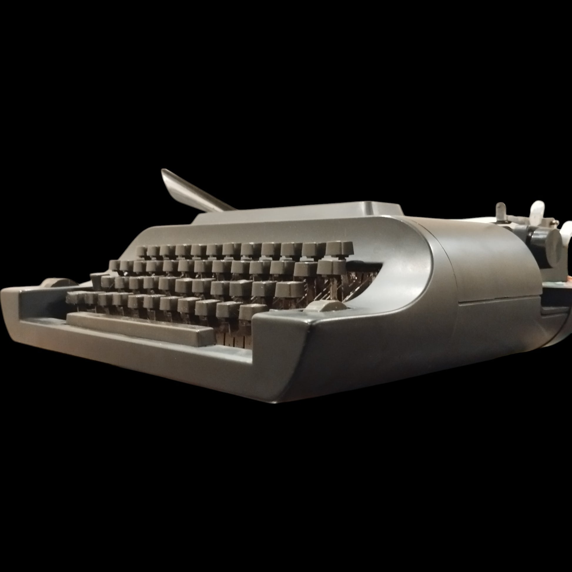 Image of Remington 20 Typewriter. Available from universaltypewritercompany.in