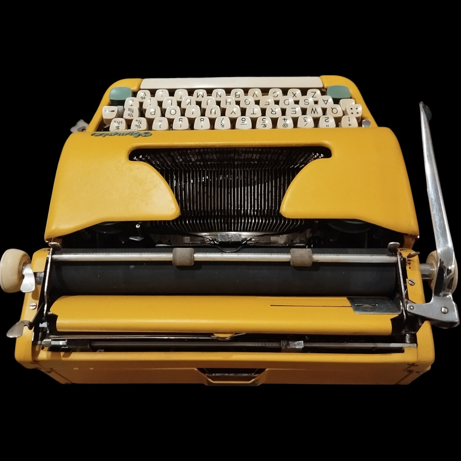 Image of Olympia Monica Typewriter. Available from universaltypewritercompany.in