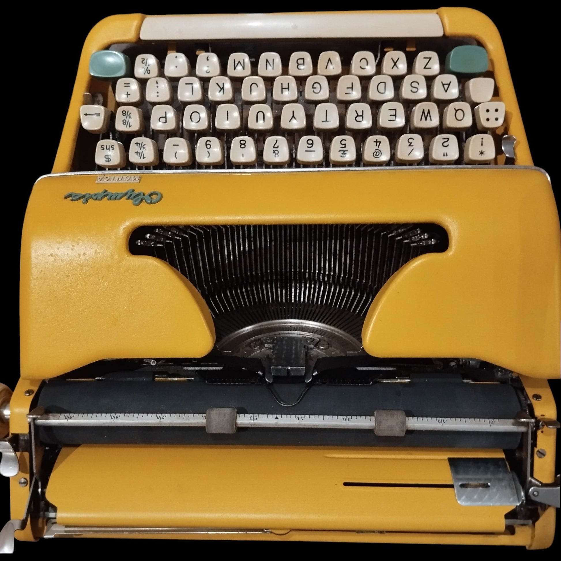 Image of Olympia Monica Typewriter. Available from universaltypewritercompany.in