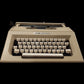 Image of Olivetti Lettera 25 Typewriter. Available at universaltypewritercompany.in