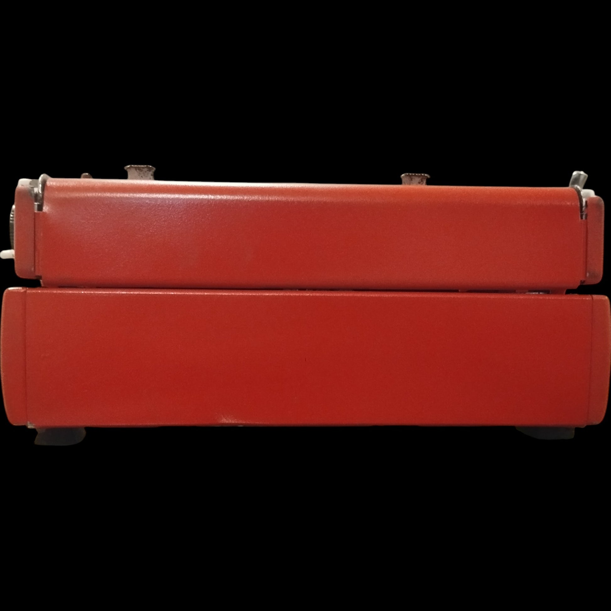 Image of Remington Personal Portable Typewriter. Available from universaltypewritercompany.in