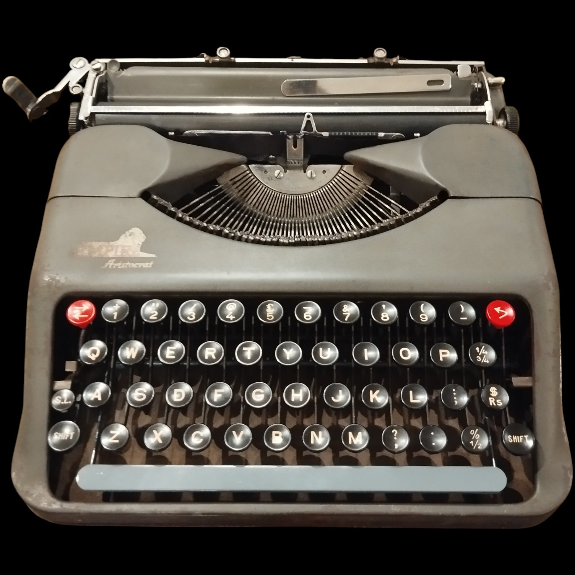Image of Empire Aristocrat Typewriter. Available from universaltypewritercompany.in
