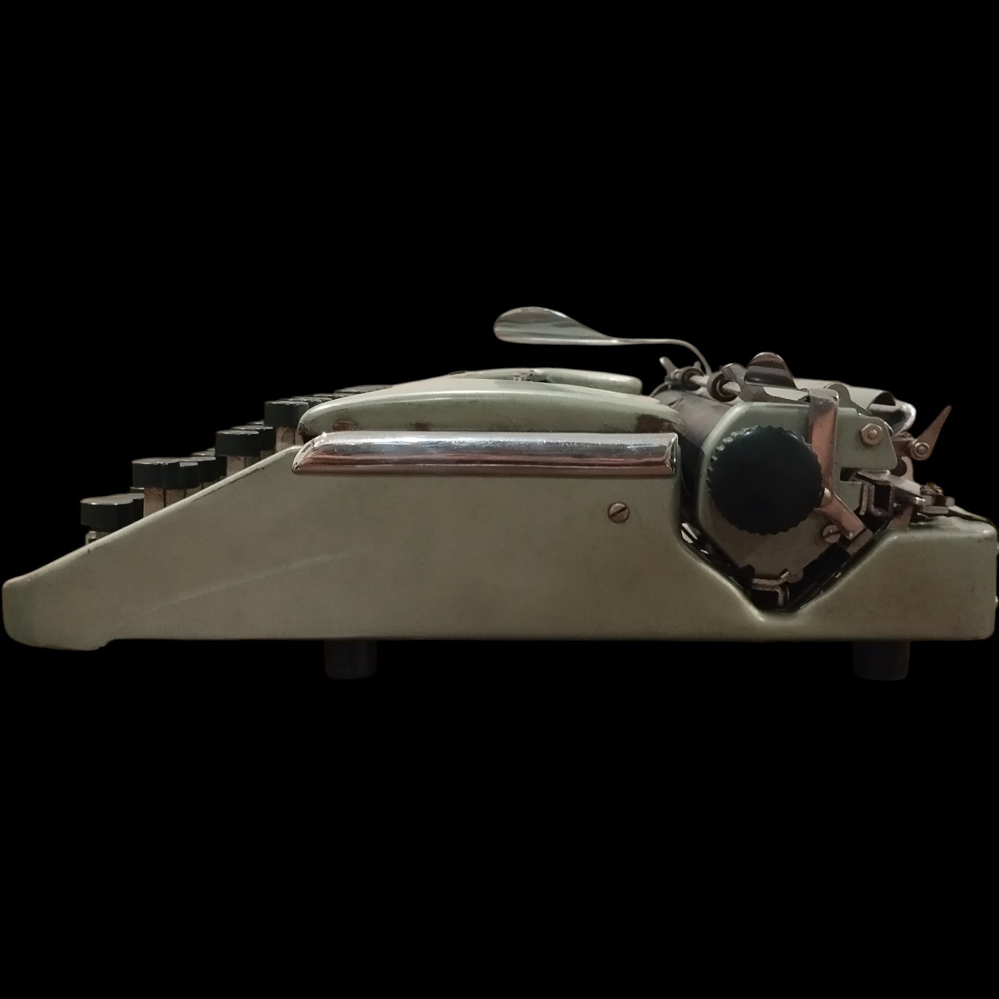 Image of Jaykay Typewriter. Available from universaltypewritercompany.in