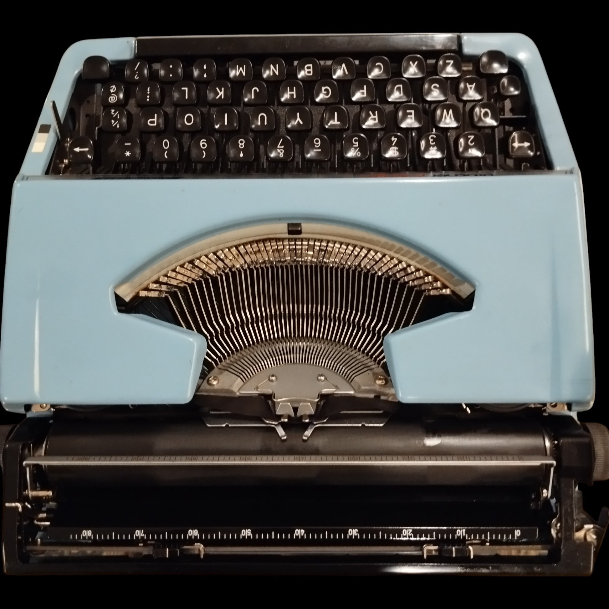 Image of Brother Charger 11 Typewriter. Available from universaltypewritercompany.in