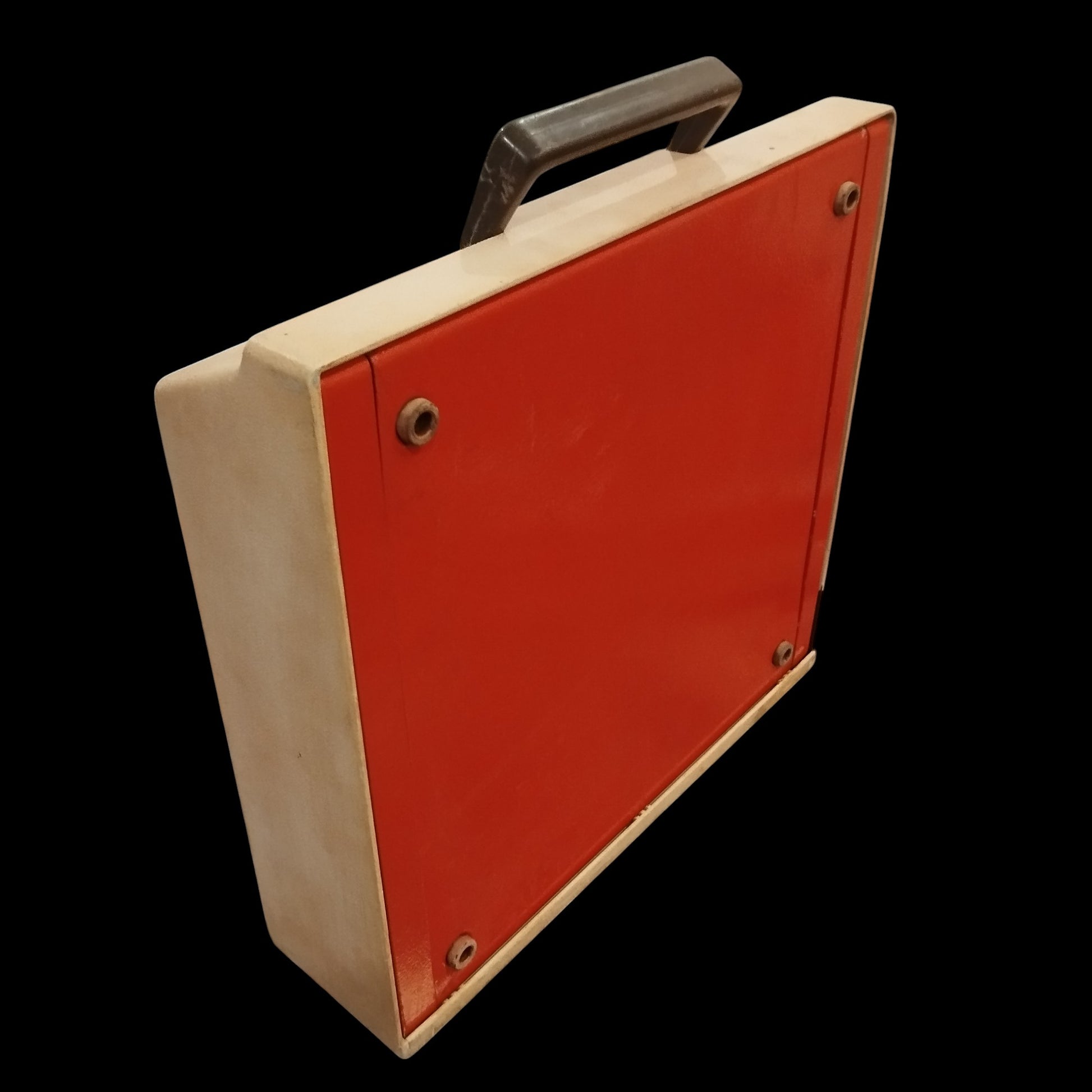 Image of Olympia Traveller De Luxe Typewriter. Available from universaltypewritercompany.in
