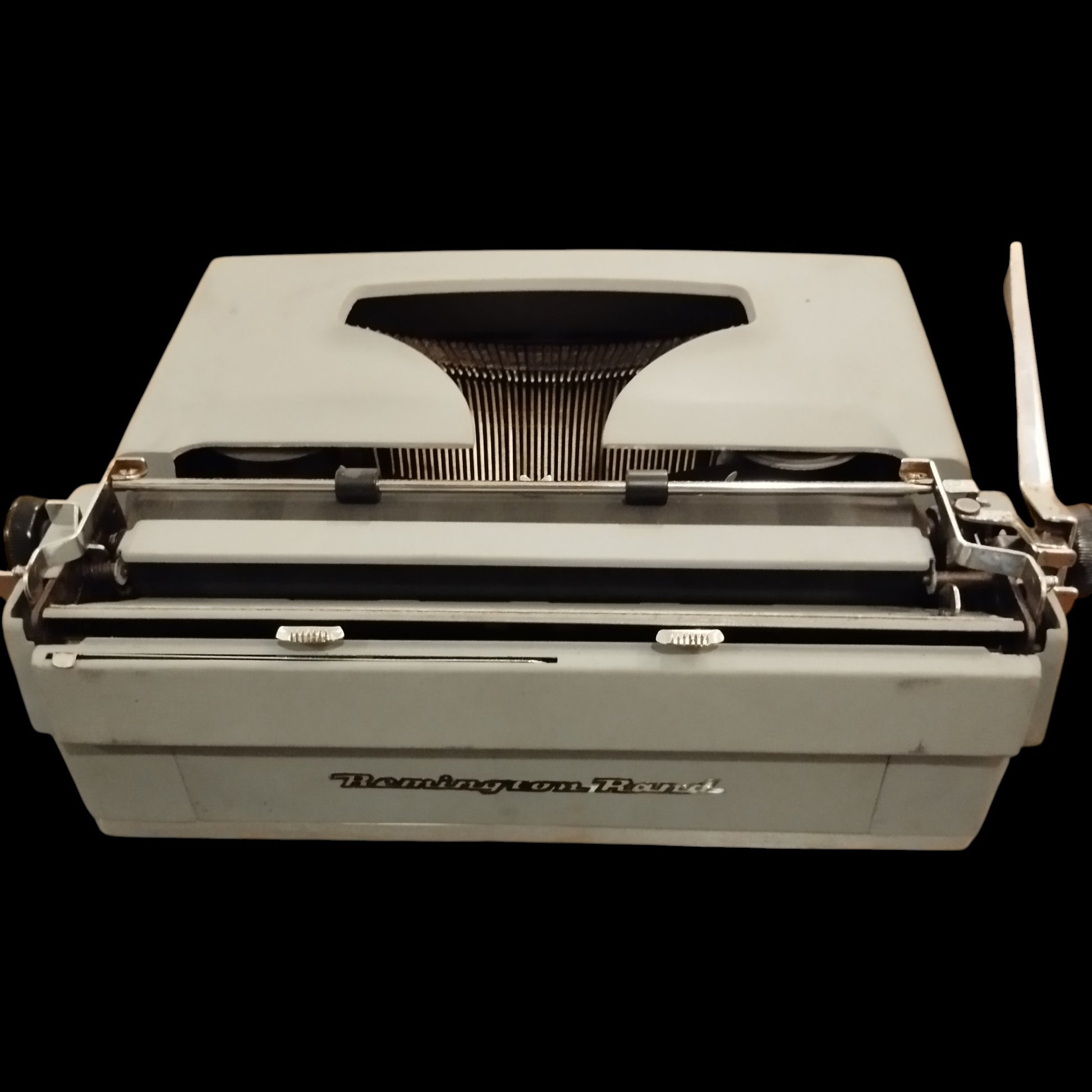 Image of Remington Monarch Typewriter. Available from universaltypewritercompany.in