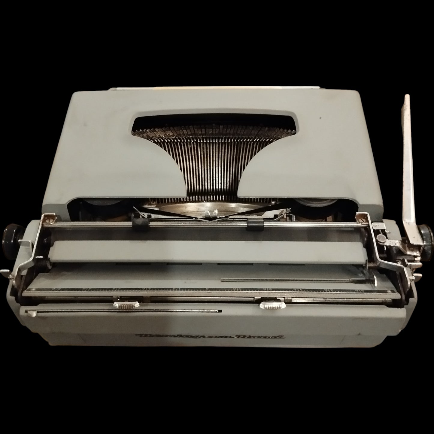 Image of Remington Monarch Typewriter. Available from universaltypewritercompany.in