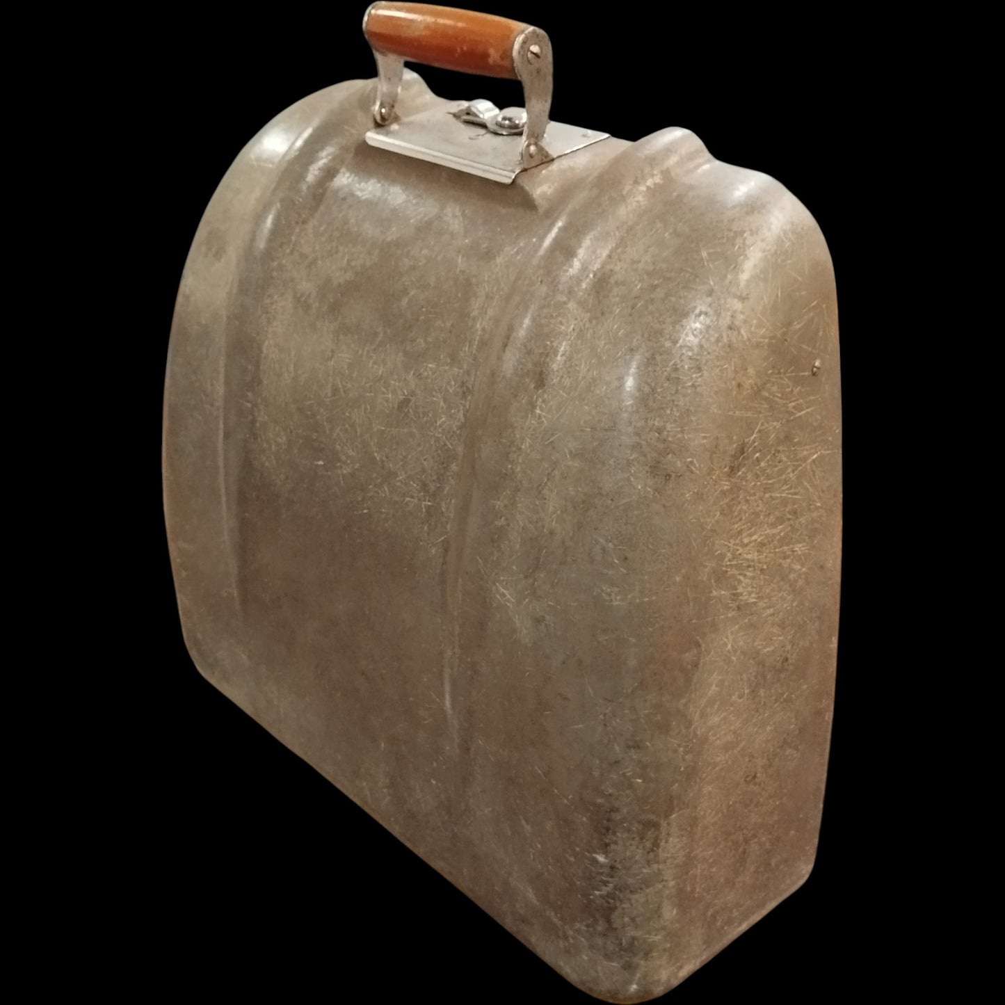 Image of Imperial Good Companion Typewriter. Available from universaltypewritercompany.in