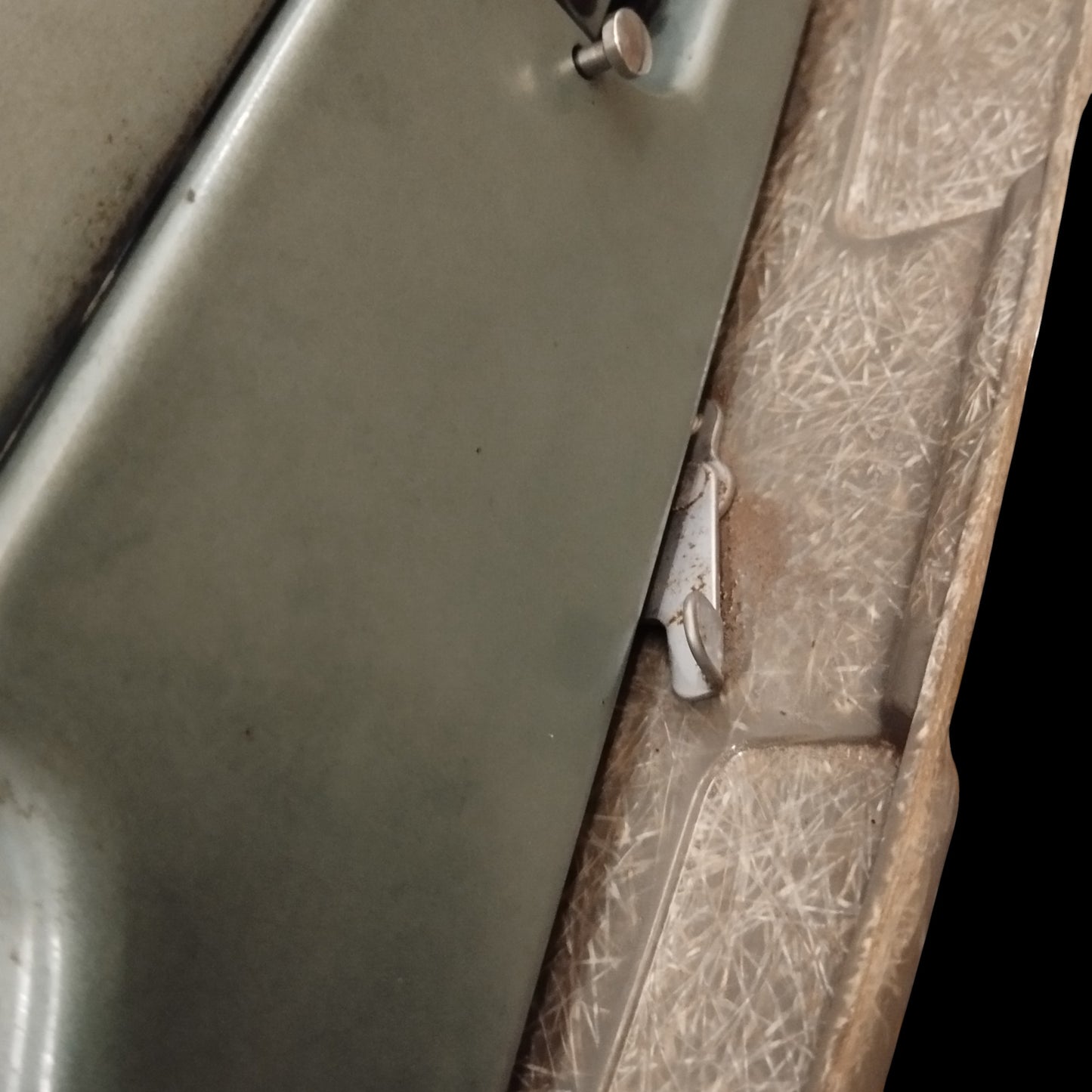 Image of Imperial Good Companion Typewriter. Available from universaltypewritercompany.in