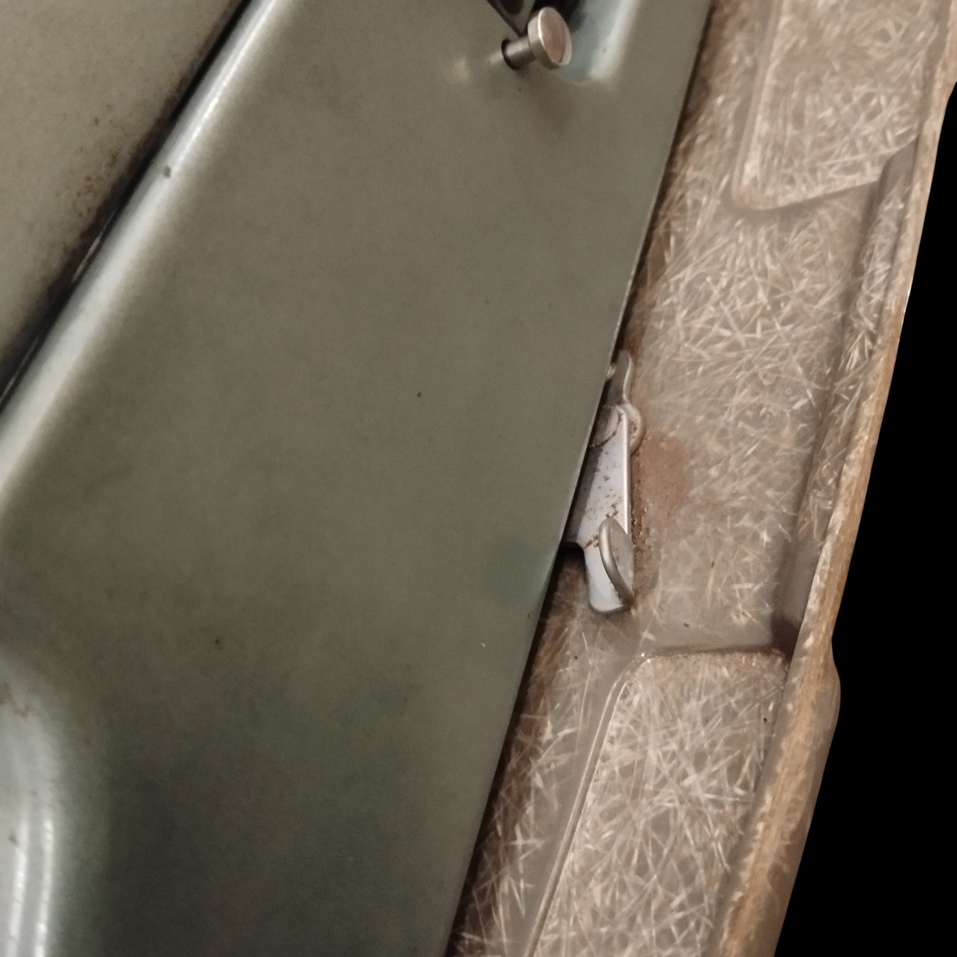 Image of Imperial Good Companion Typewriter. Available from universaltypewritercompany.in