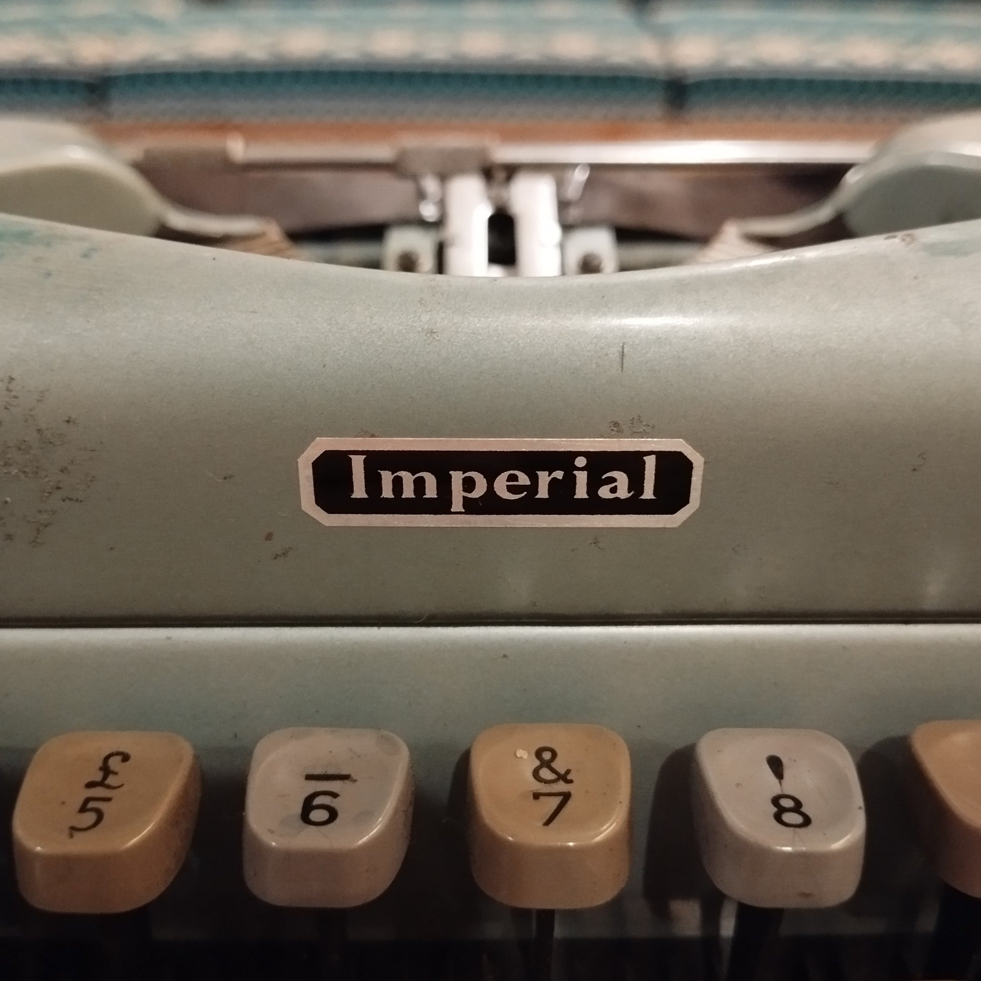 Image of Imperial Good Companion Typewriter. Available from universaltypewritercompany.in