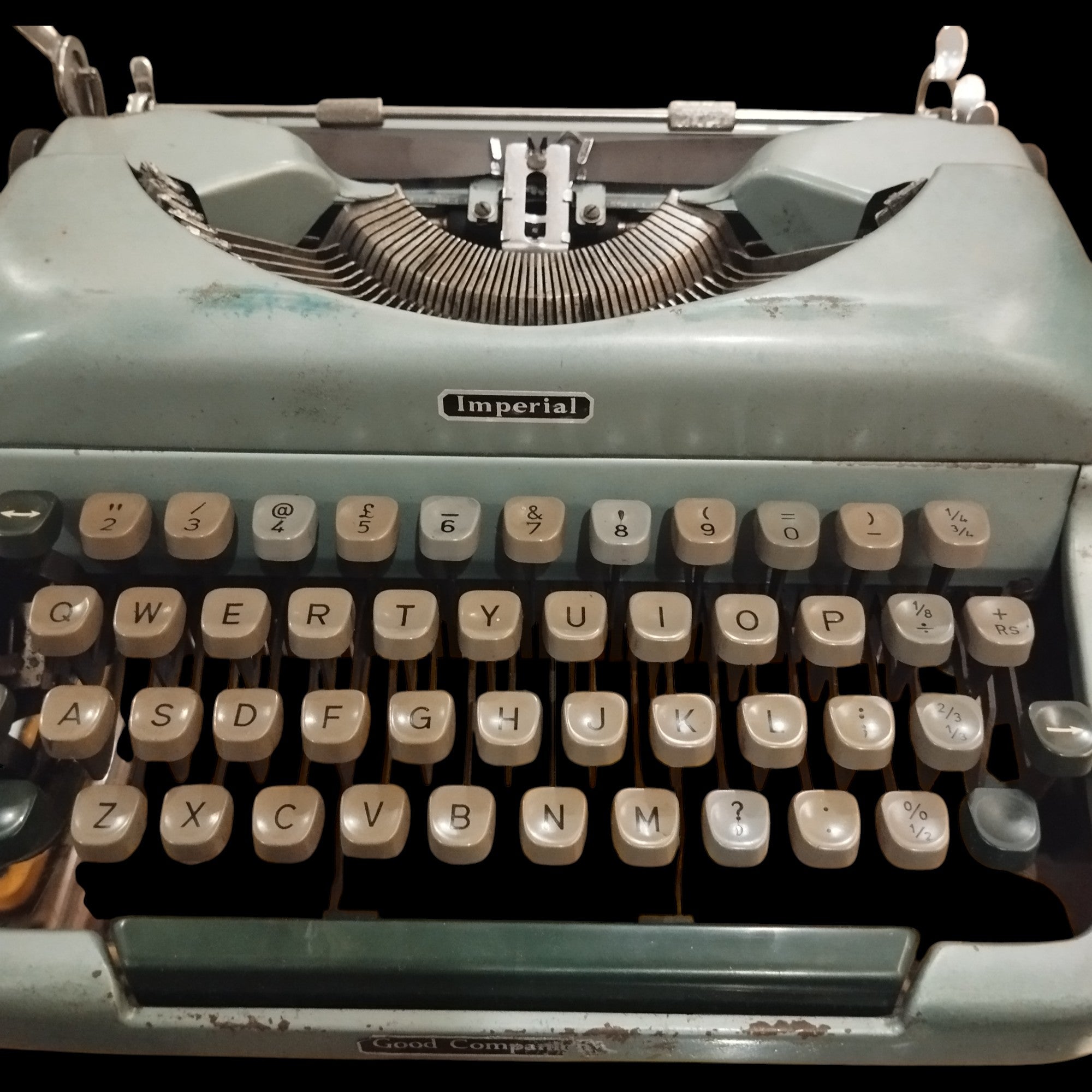 Imperial Good Companion 4 Typewriter – Universal Typewriter Co