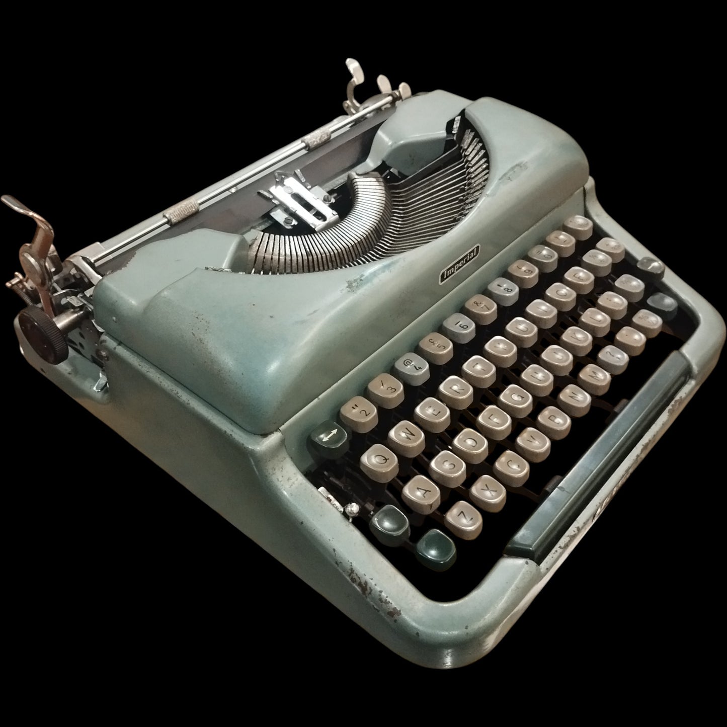 Image of Imperial Good Companion Typewriter. Available from universaltypewritercompany.in
