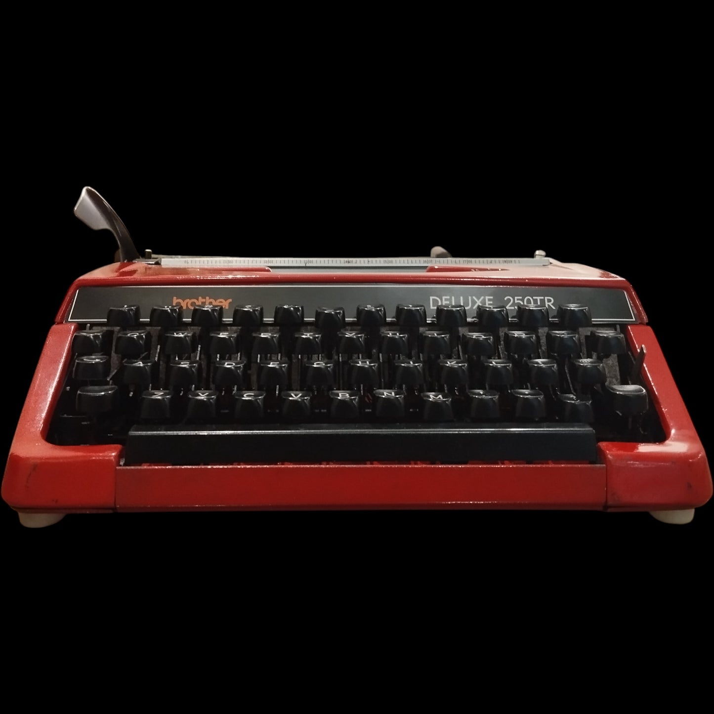 Image of Brother 250 Typewriter. Available from universaltypewritercompany.in