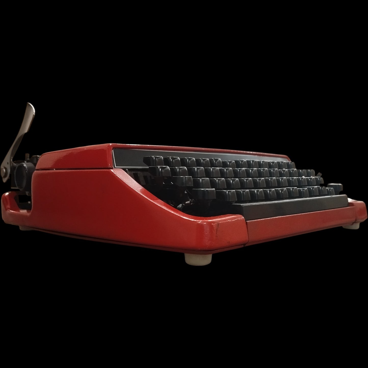 Image of Brother 250 Typewriter. Available from universaltypewritercompany.in