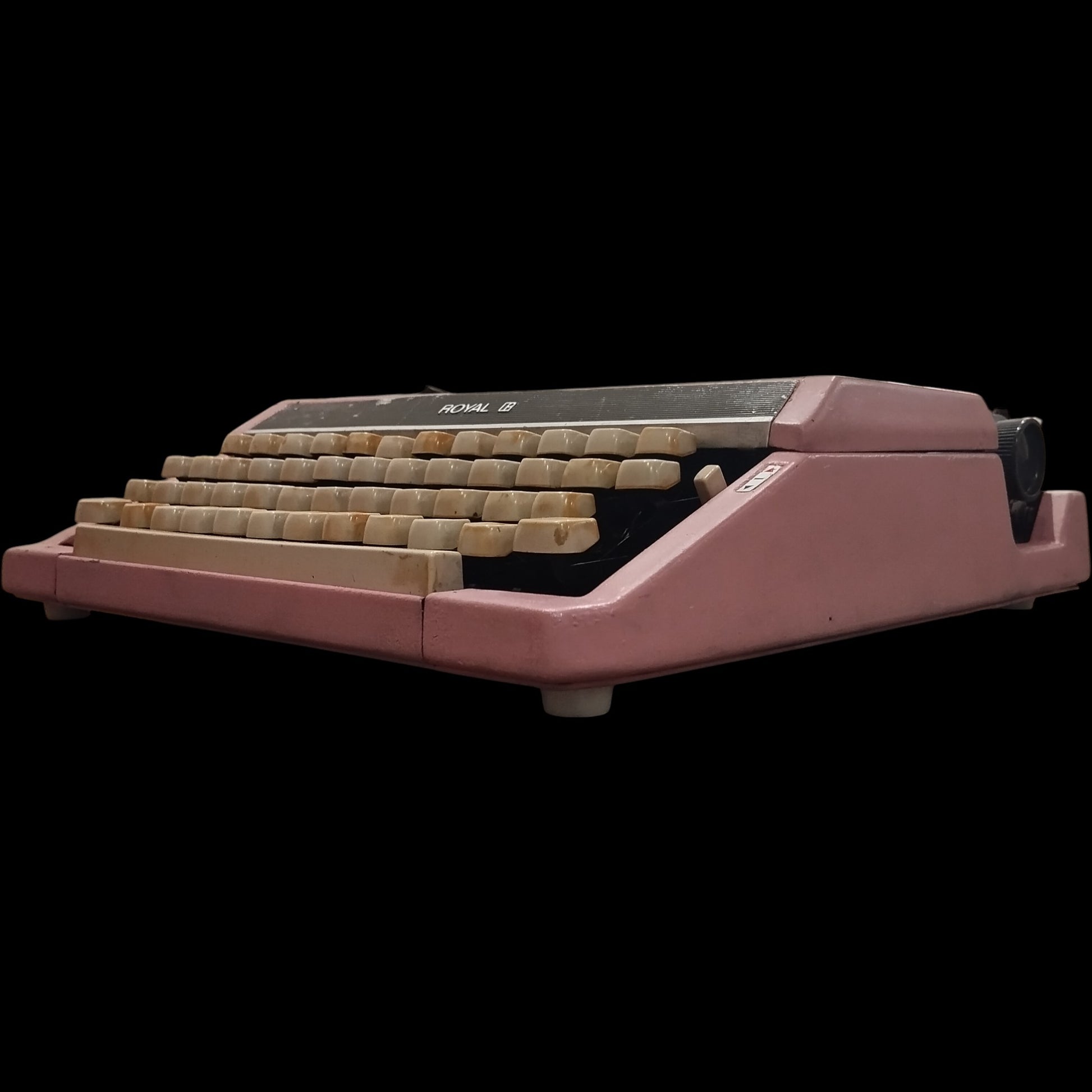 Image of Royal 200 Typewriter. Available from universaltypewritercompany.in