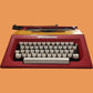 Image of Olivetti Lettera 25 Typewriter. Available at universaltypewritercompany.in
