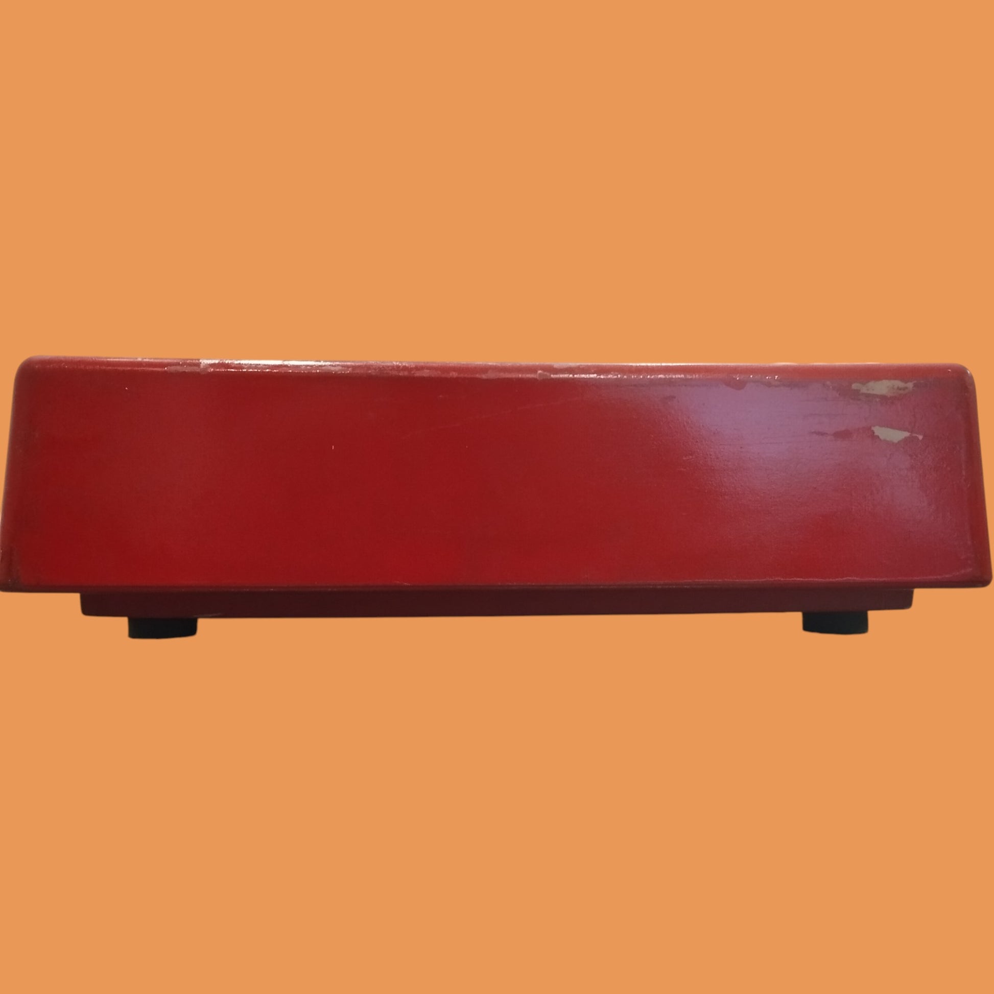 Image of Olivetti Lettera 25 Typewriter. Available at universaltypewritercompany.in